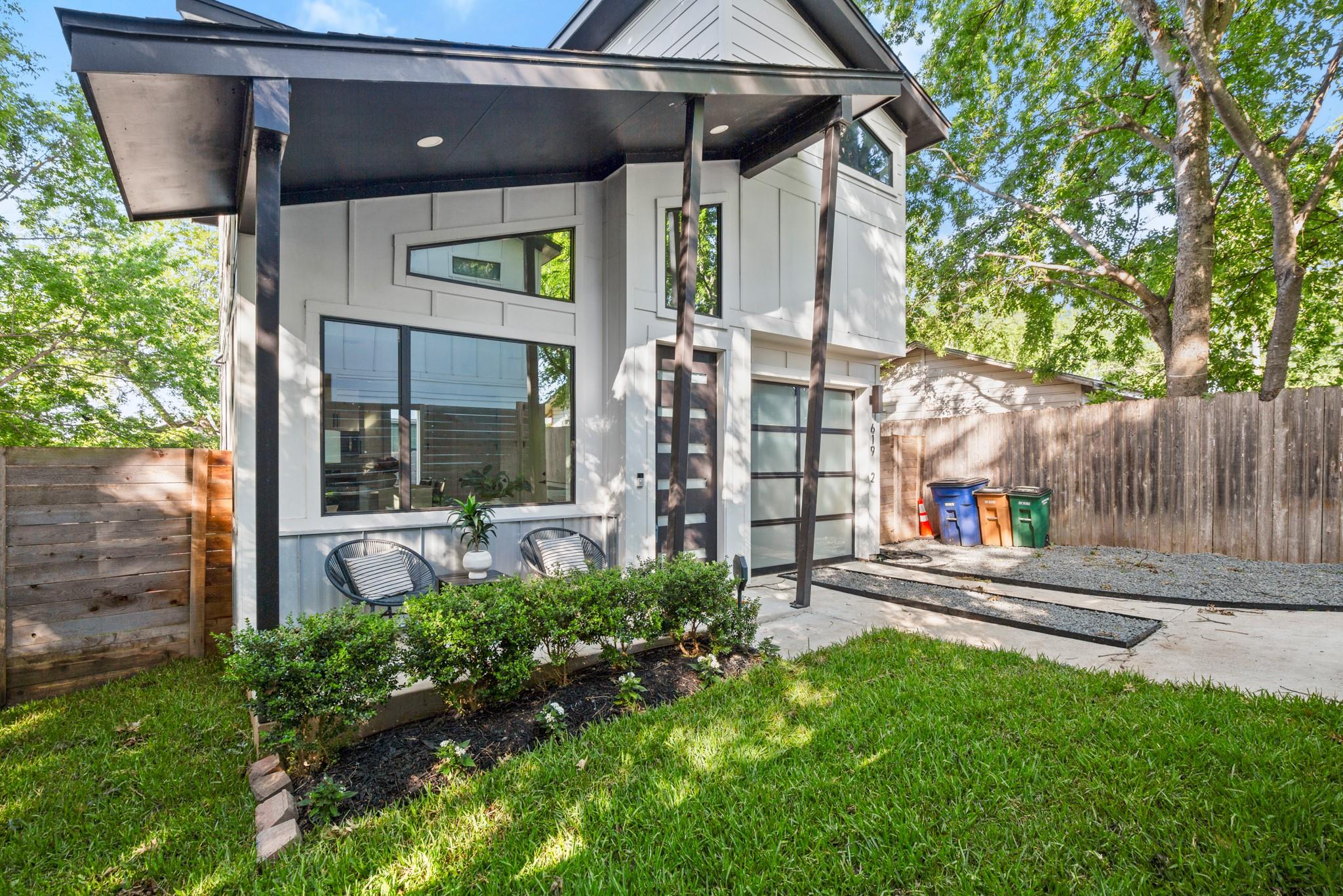 619 Hammack Dr # 2, Austin, TX 78752
