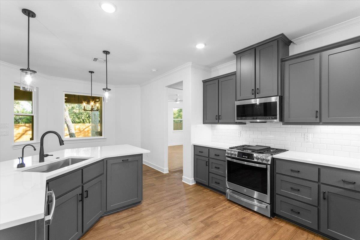 4121 Turning Leaf Dr, Nolanville, TX 76559