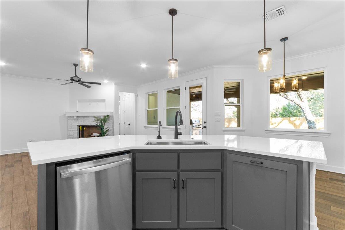 4121 Turning Leaf Dr, Nolanville, TX 76559