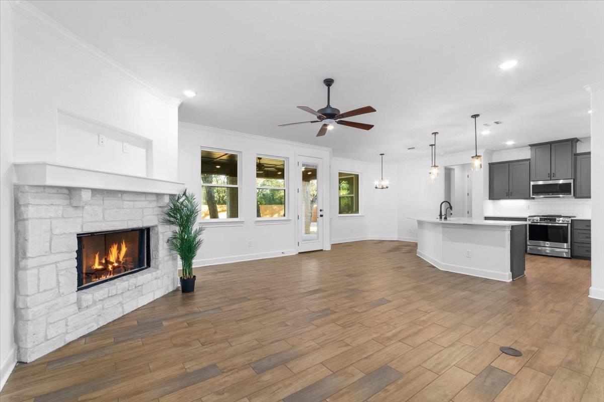 4121 Turning Leaf Dr, Nolanville, TX 76559