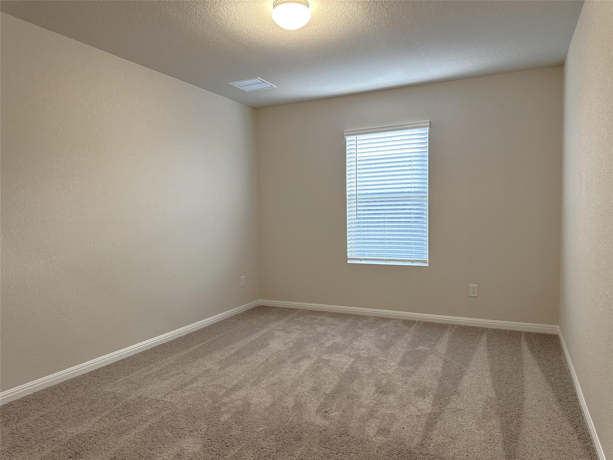 165 Rita Blanca Bnd, Bastrop, TX 78602