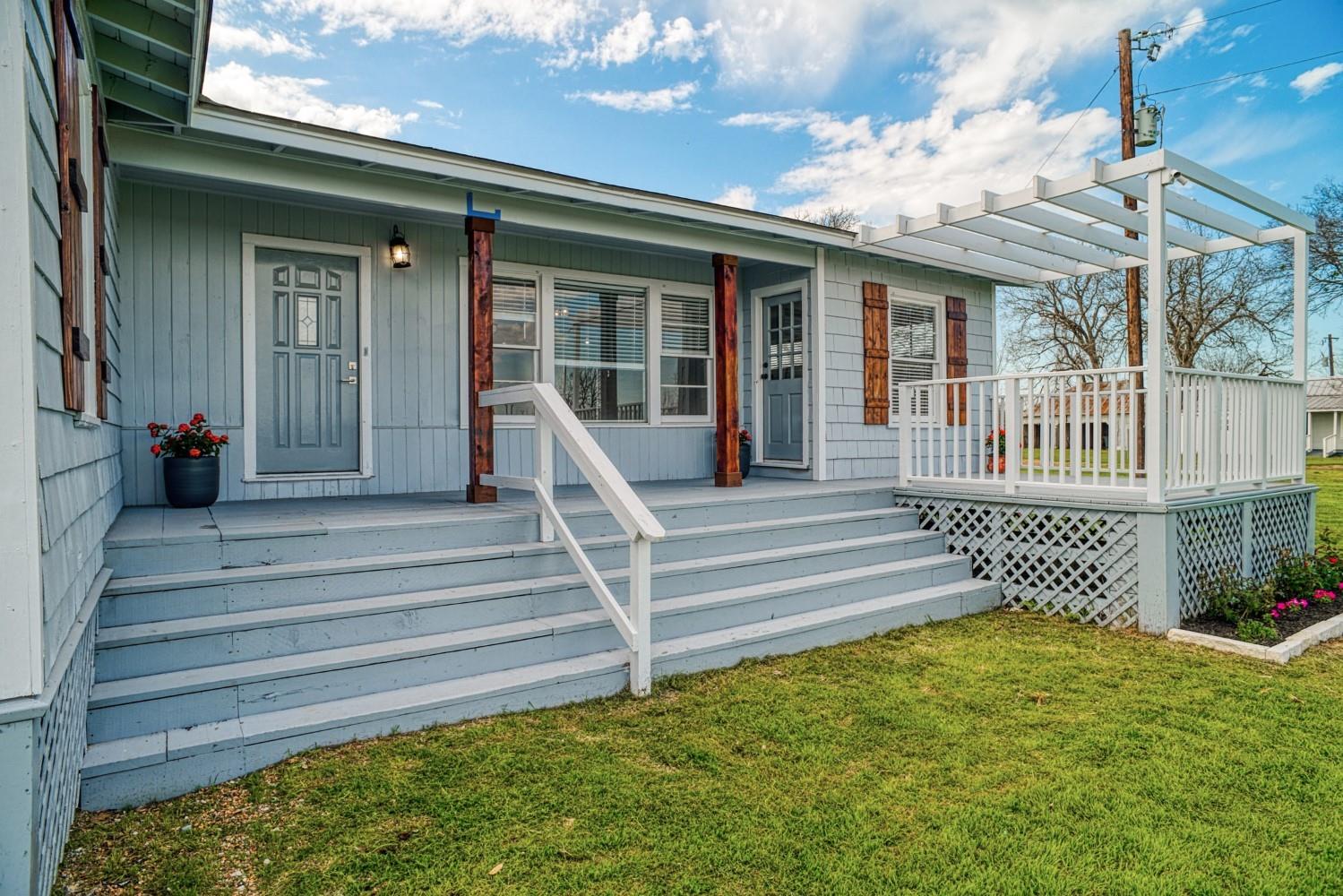 2940 Rabbs Prairie Rd, La Grange, TX 78945