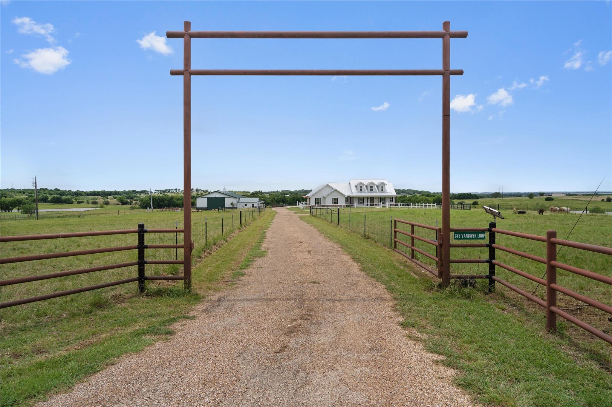 375 J.B. Vandiver Loop, Moody, TX 76557