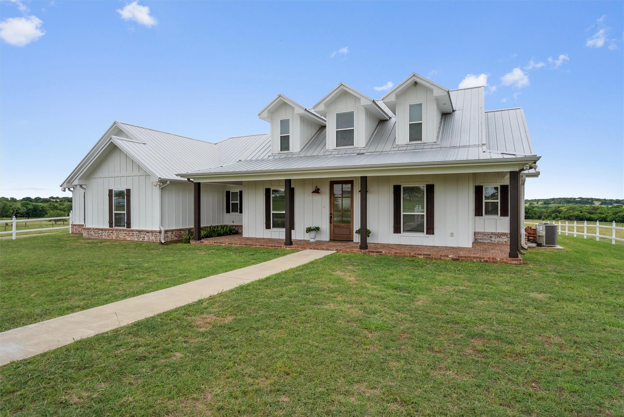 375 J.B. Vandiver Loop, Moody, TX 76557