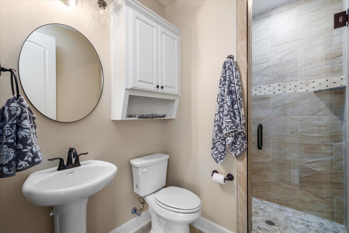 4012 Turning Leaf Dr, Nolanville, TX 76559