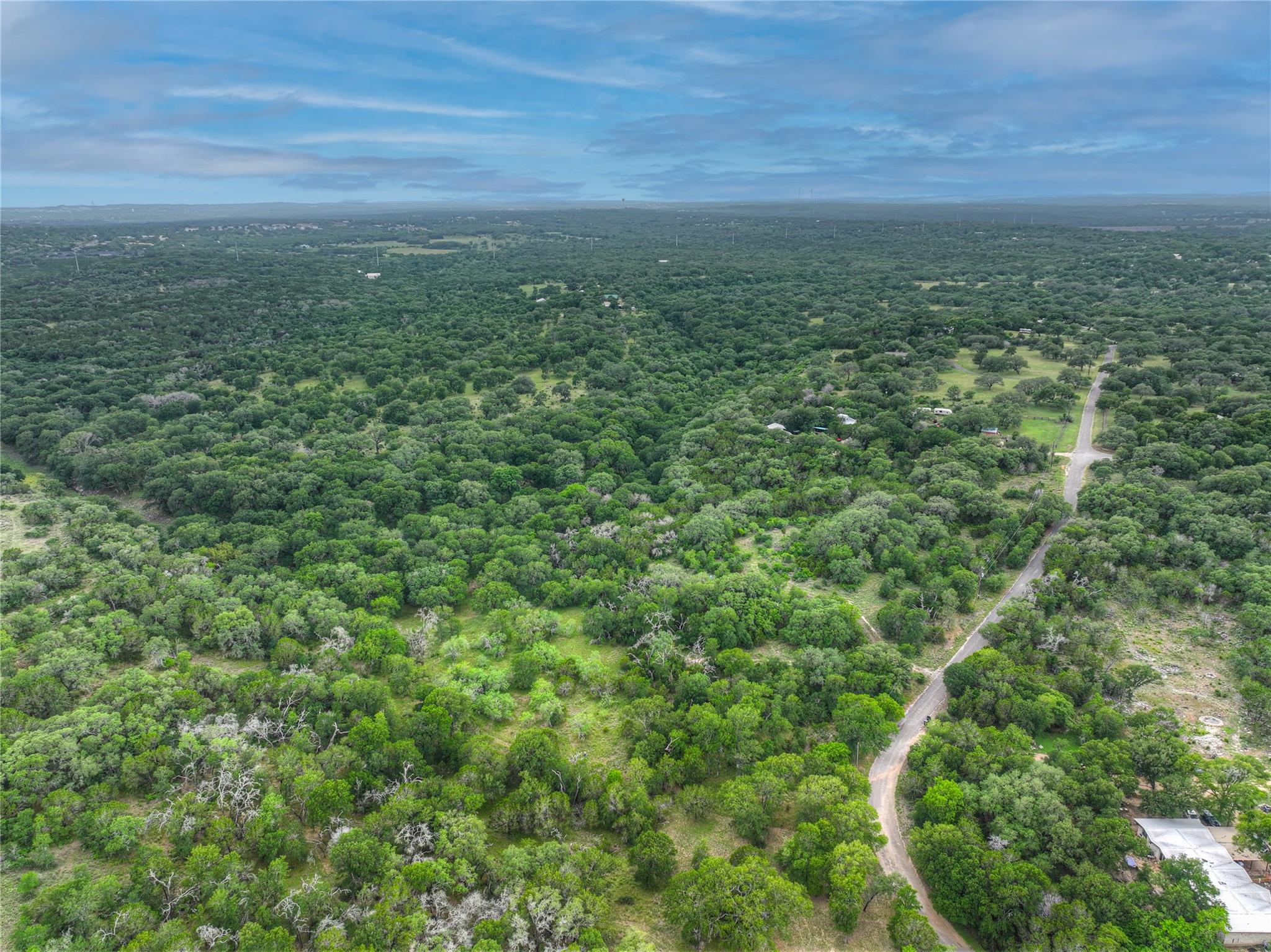 211 Hunters Glen Dr, San Marcos, TX 78666