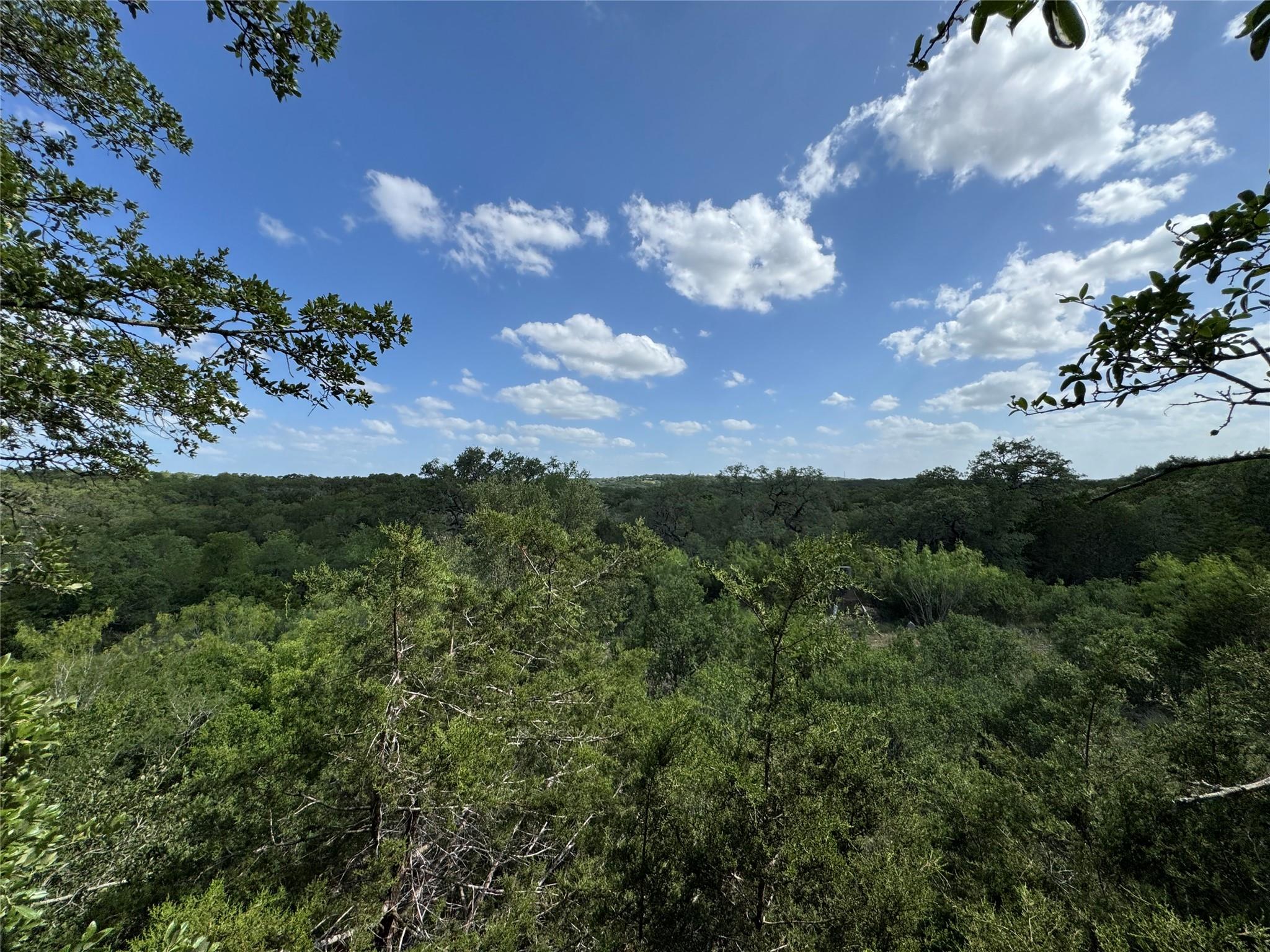 211 Hunters Glen Dr, San Marcos, TX 78666