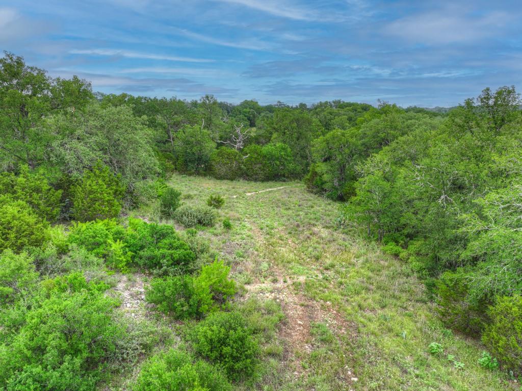 211 Hunters Glen Dr, San Marcos, TX 78666