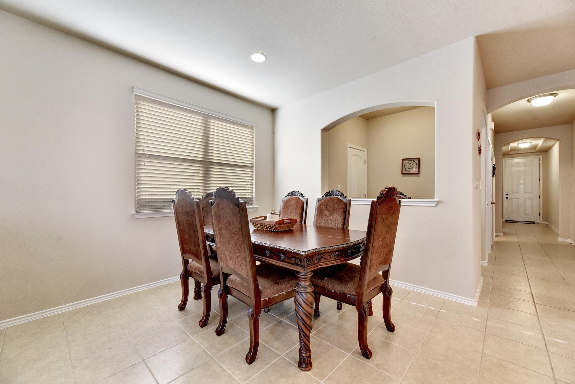 194 Camden Cv, Buda, TX 78610