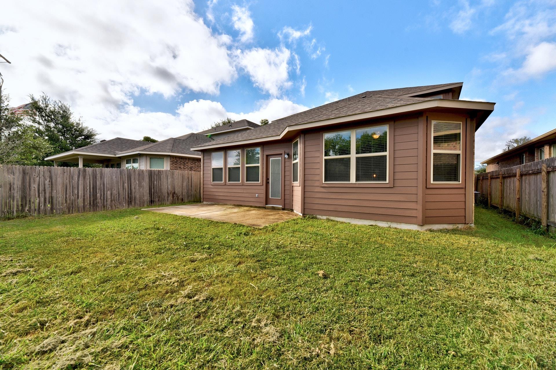 194 Camden Cv, Buda, TX 78610