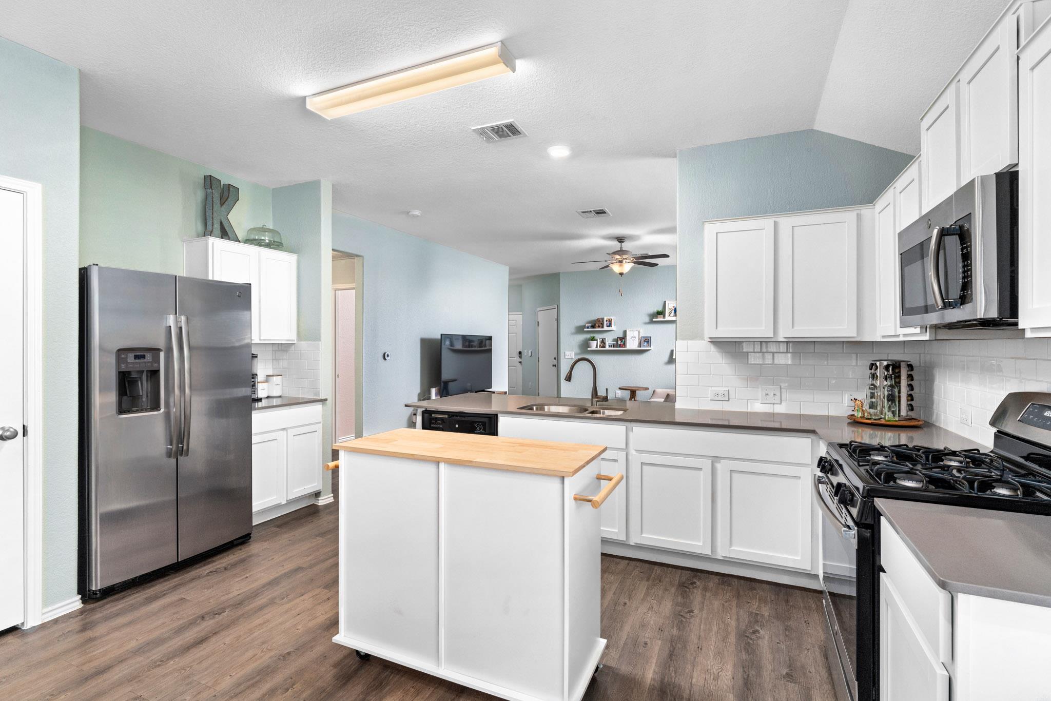 10709 Dimitrios Dr, Austin, TX 78747
