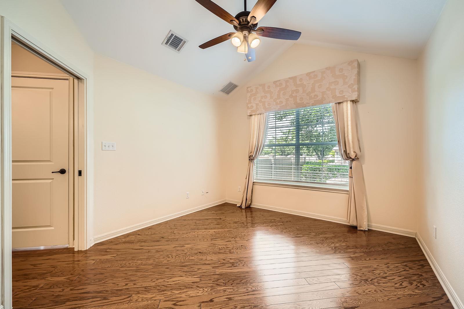 30 Wildwood Dr # 92, Georgetown, TX 78633