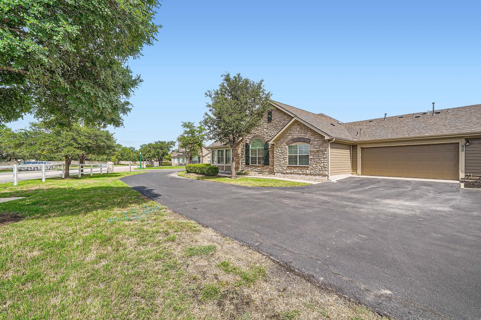 30 Wildwood Dr # 92, Georgetown, TX 78633