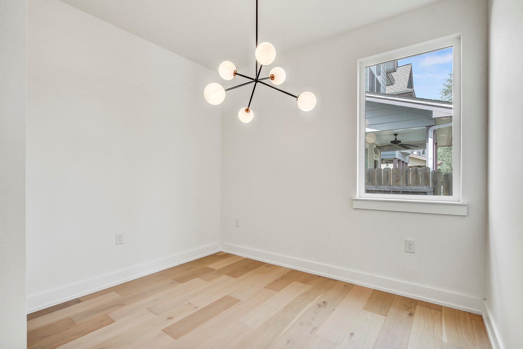 4127 E 12th St # 3, Austin, TX 78721