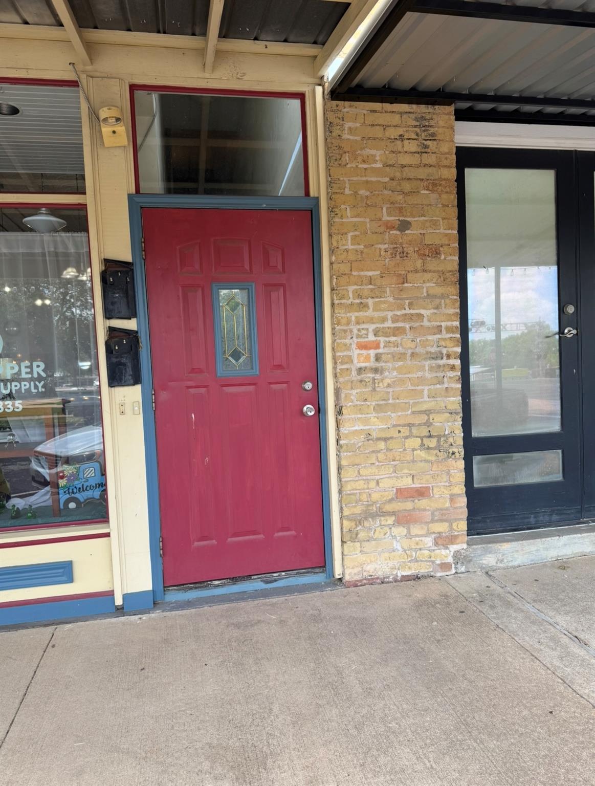104 Depot St # B, Elgin, TX 78621