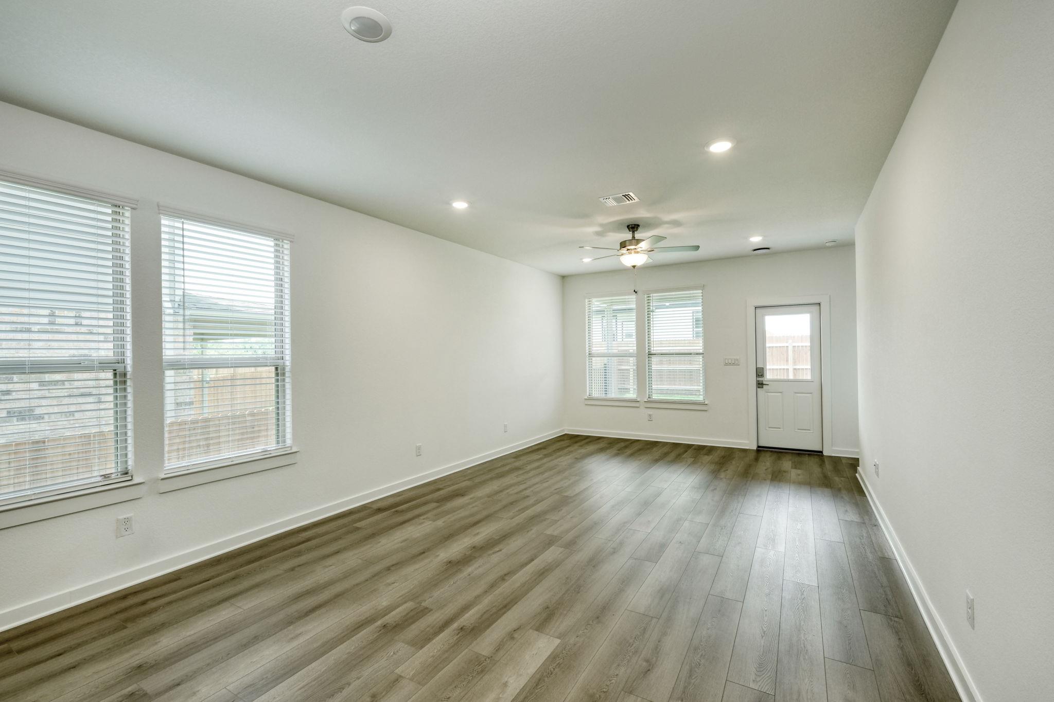 436 Bristlecone Bnd, Liberty Hill, TX 78642