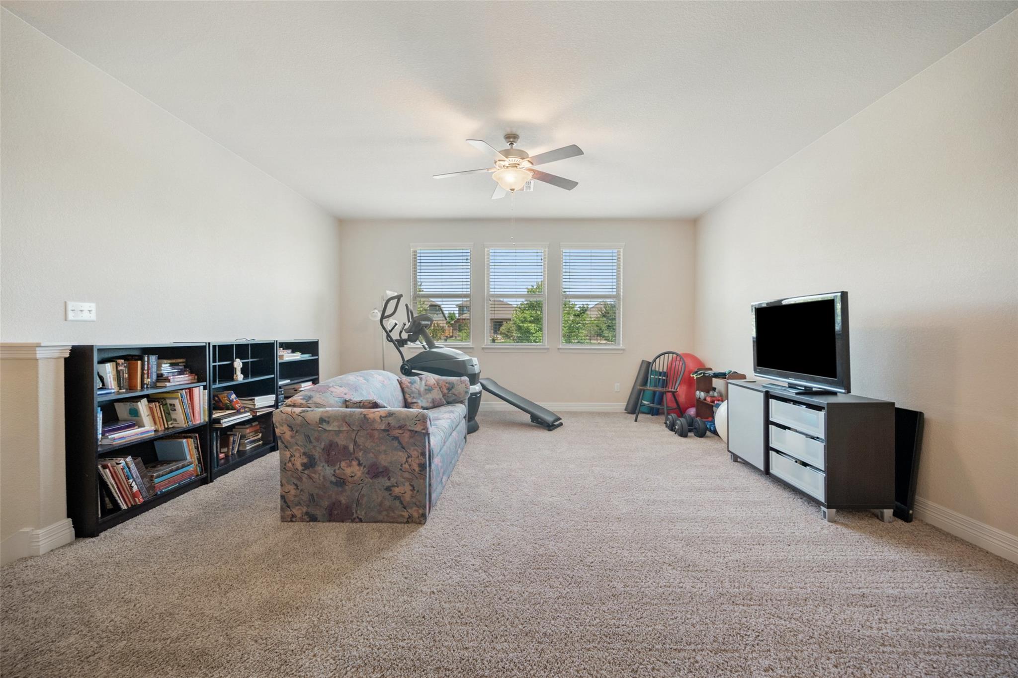 953 Vista Gardens Dr, Buda, TX 78610
