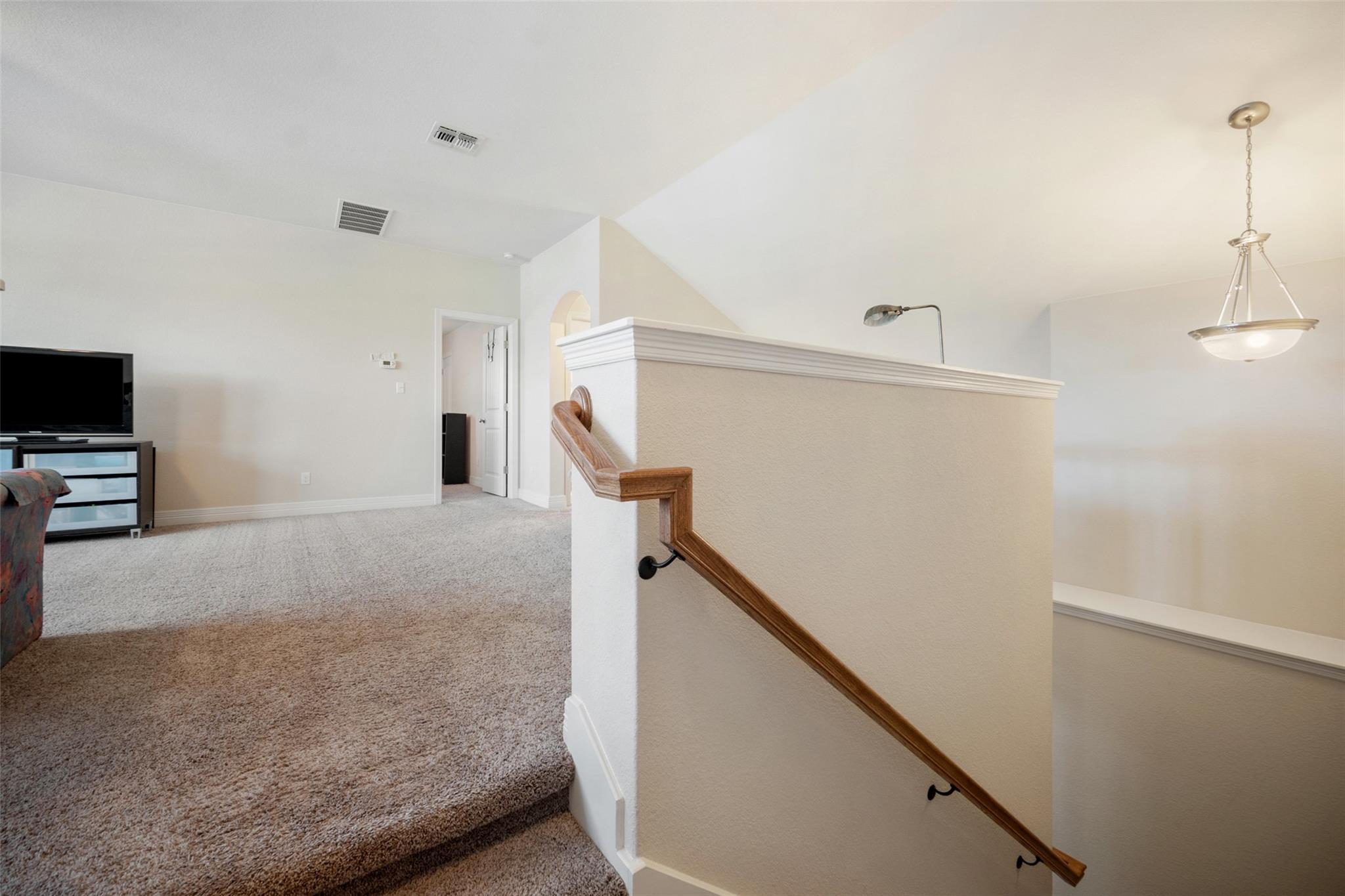 953 Vista Gardens Dr, Buda, TX 78610