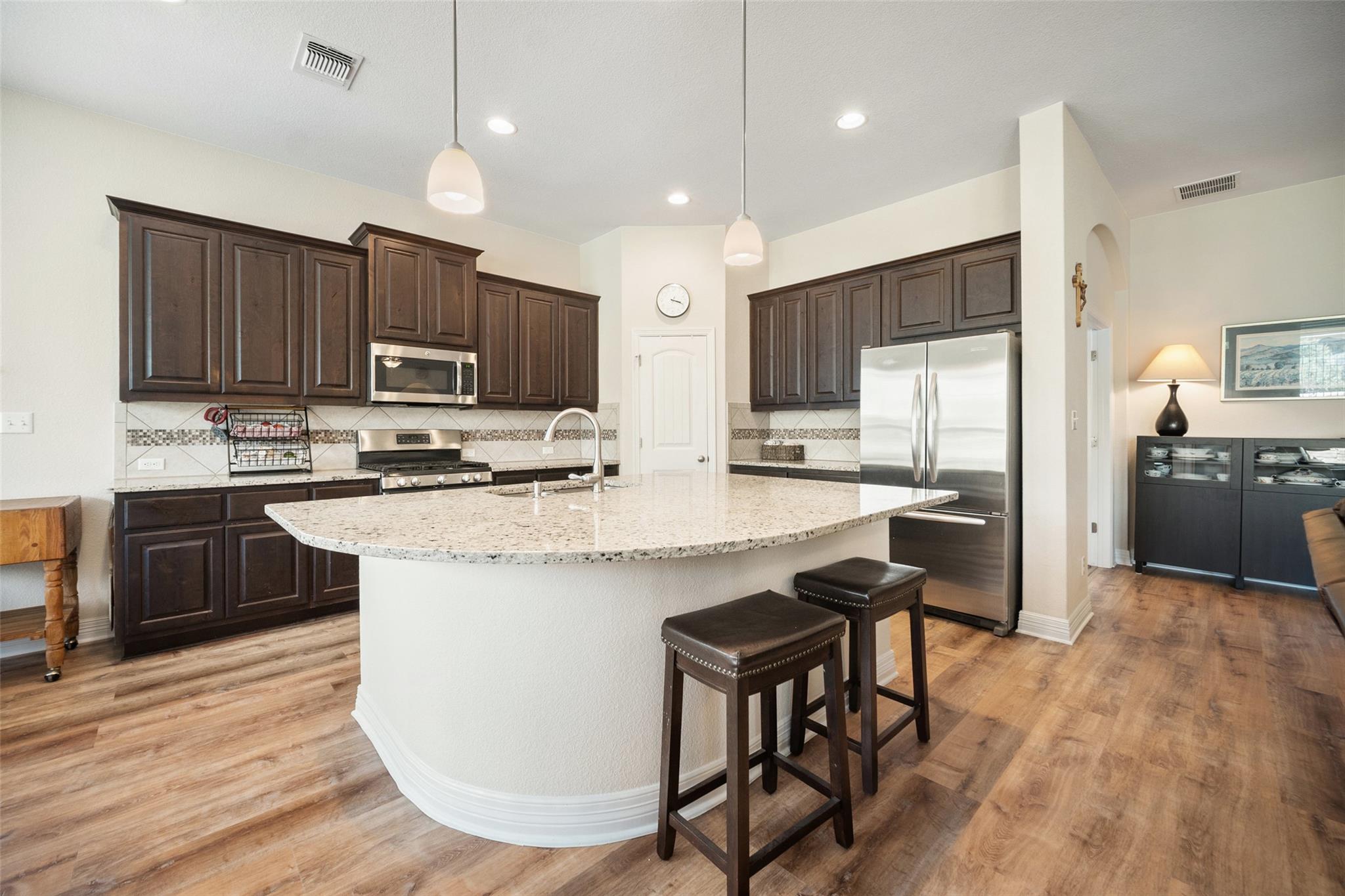 953 Vista Gardens Dr, Buda, TX 78610
