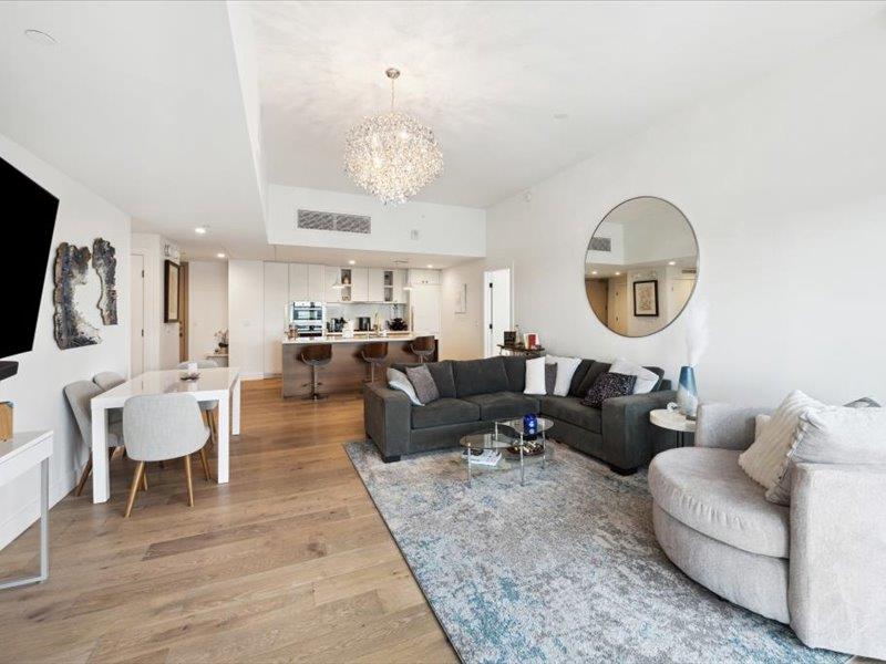 70 Rainey St # 2201, Austin, TX 78701
