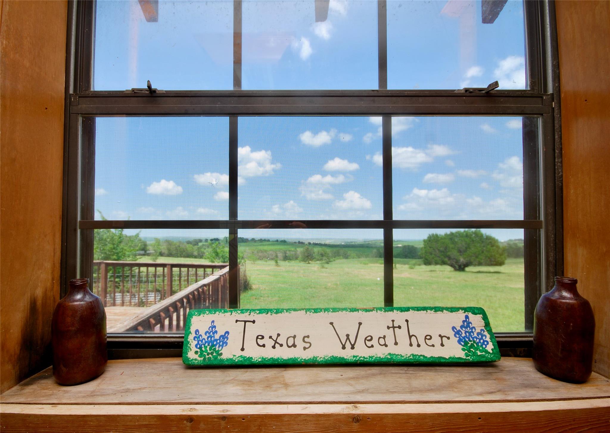 2725 Old Lehmann Rd, Kingsbury, TX 78638