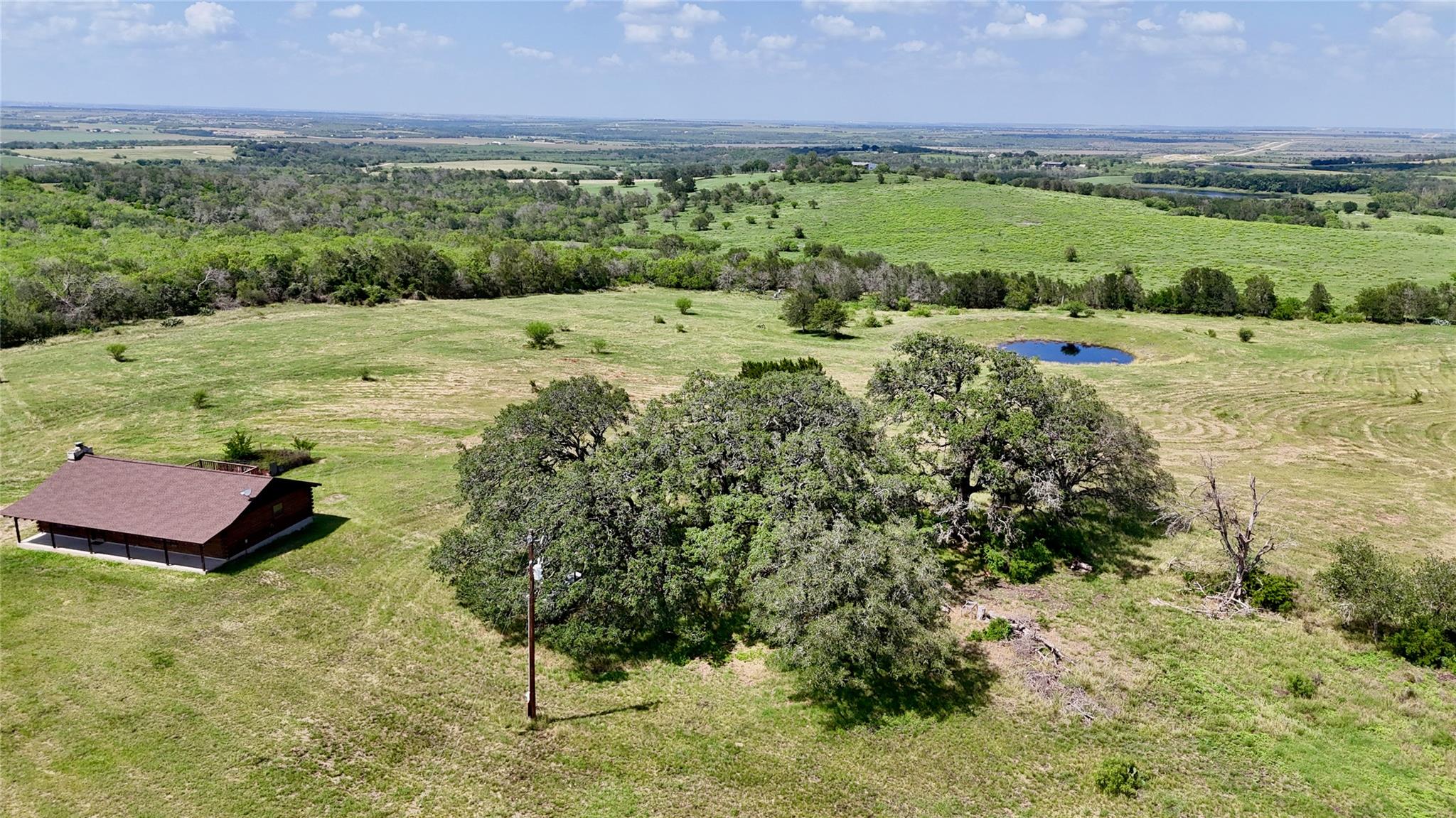 2725 Old Lehmann Rd, Kingsbury, TX 78638