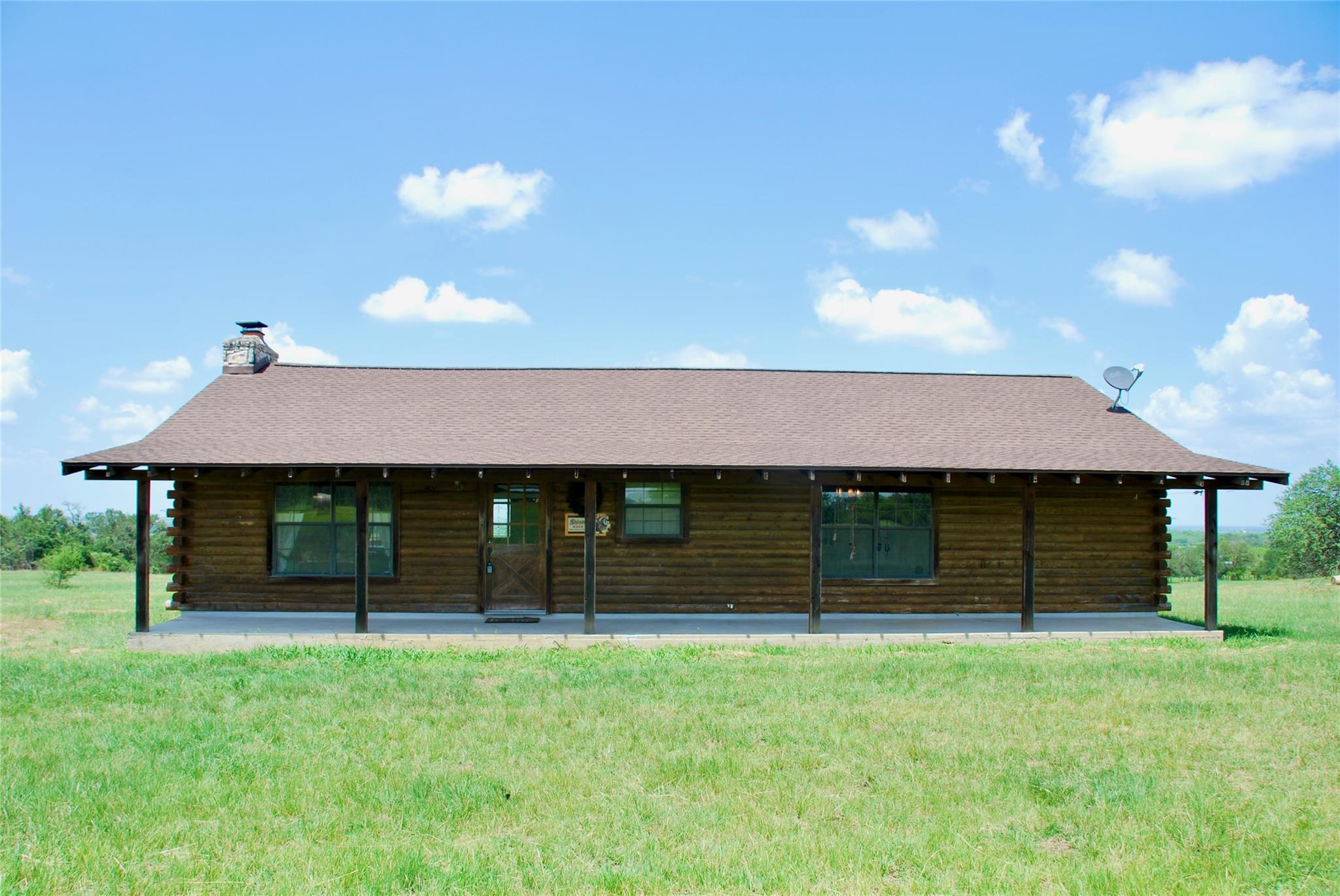 2725 Old Lehmann Rd, Kingsbury, TX 78638