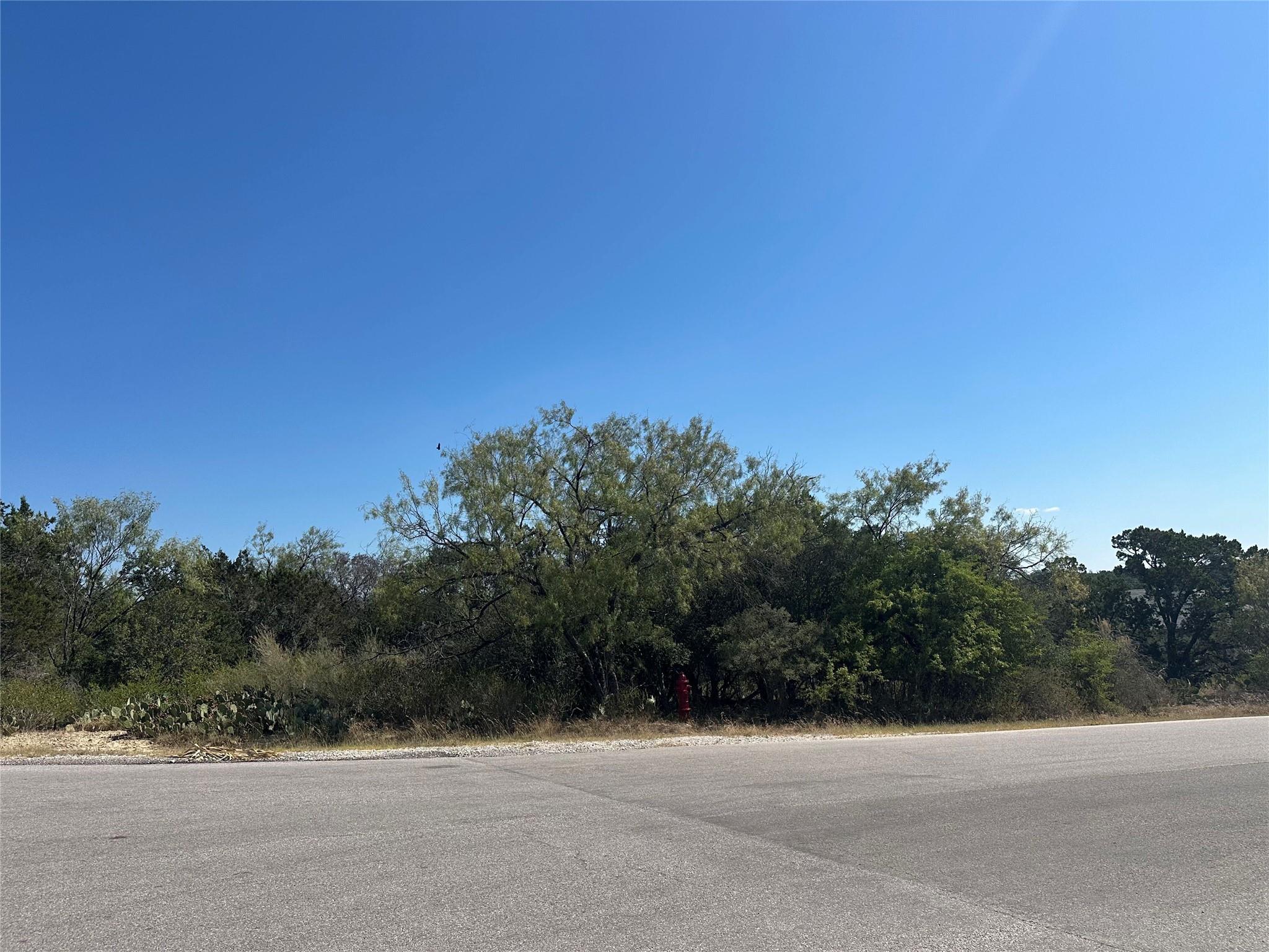 21412 Highland Lake Dr, Lago Vista, TX 78645