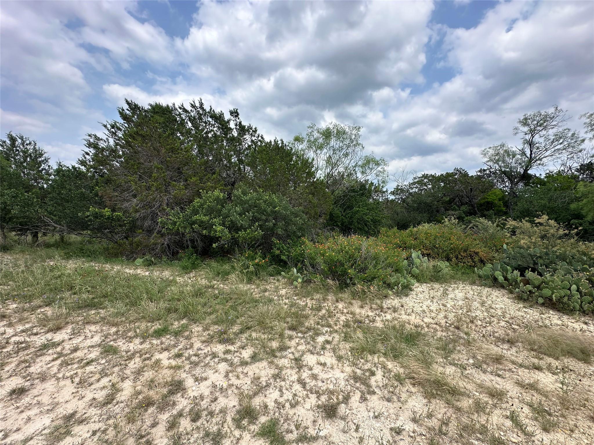 21412 Highland Lake Dr, Lago Vista, TX 78645