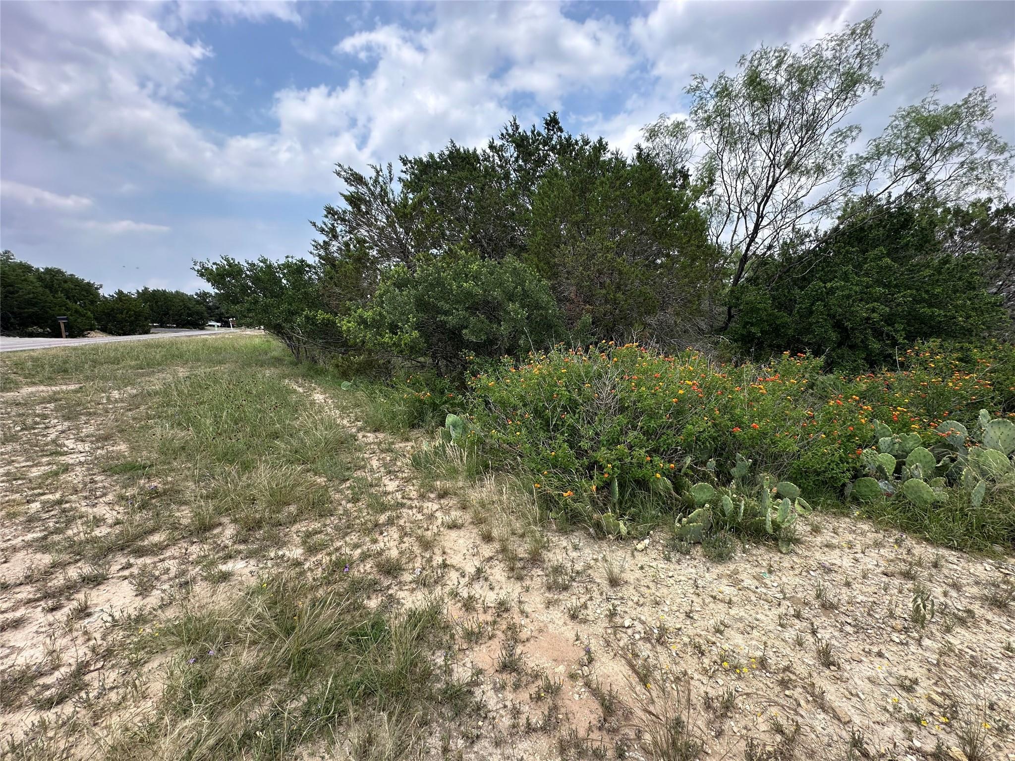 21412 Highland Lake Dr, Lago Vista, TX 78645