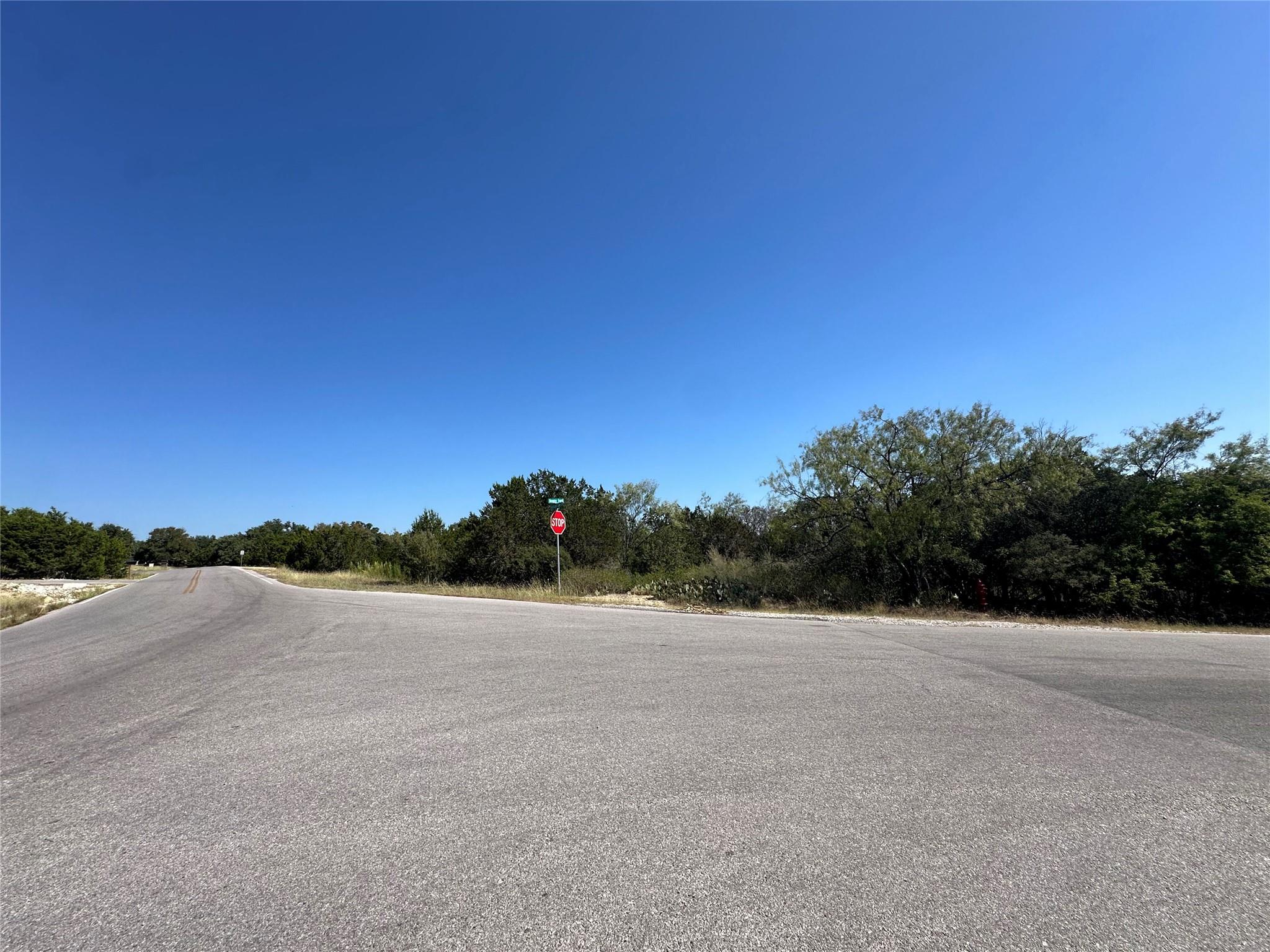 21412 Highland Lake Dr, Lago Vista, TX 78645