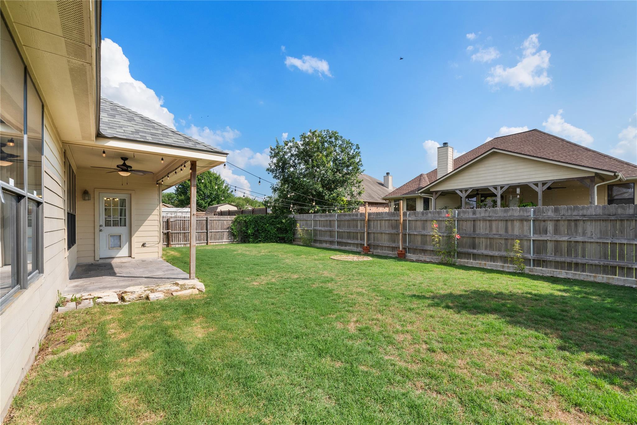 1155 Star Meadow Dr, Kyle, TX 78640