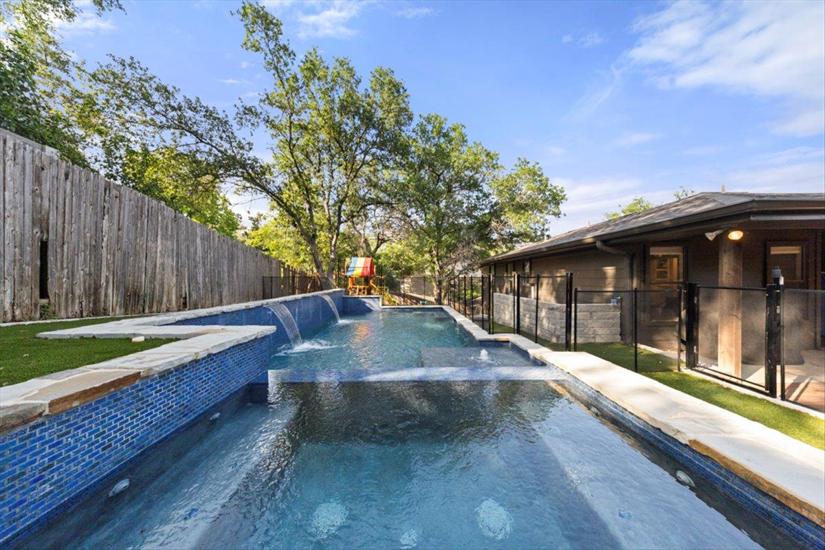 6002 Mount Bonnell Rd, Austin, TX 78731