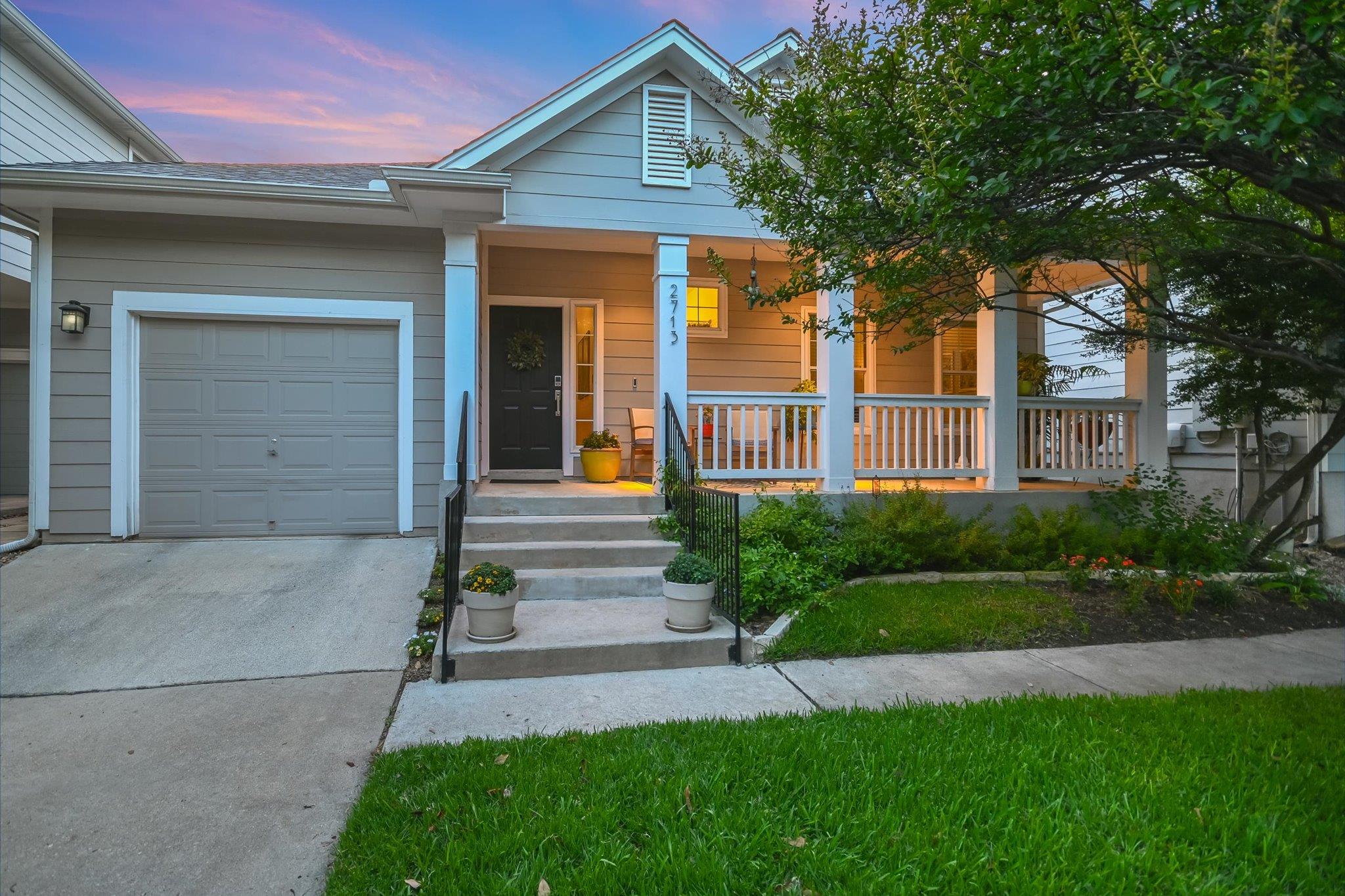 2713 Kinney Oaks Ct, Austin, TX 78704