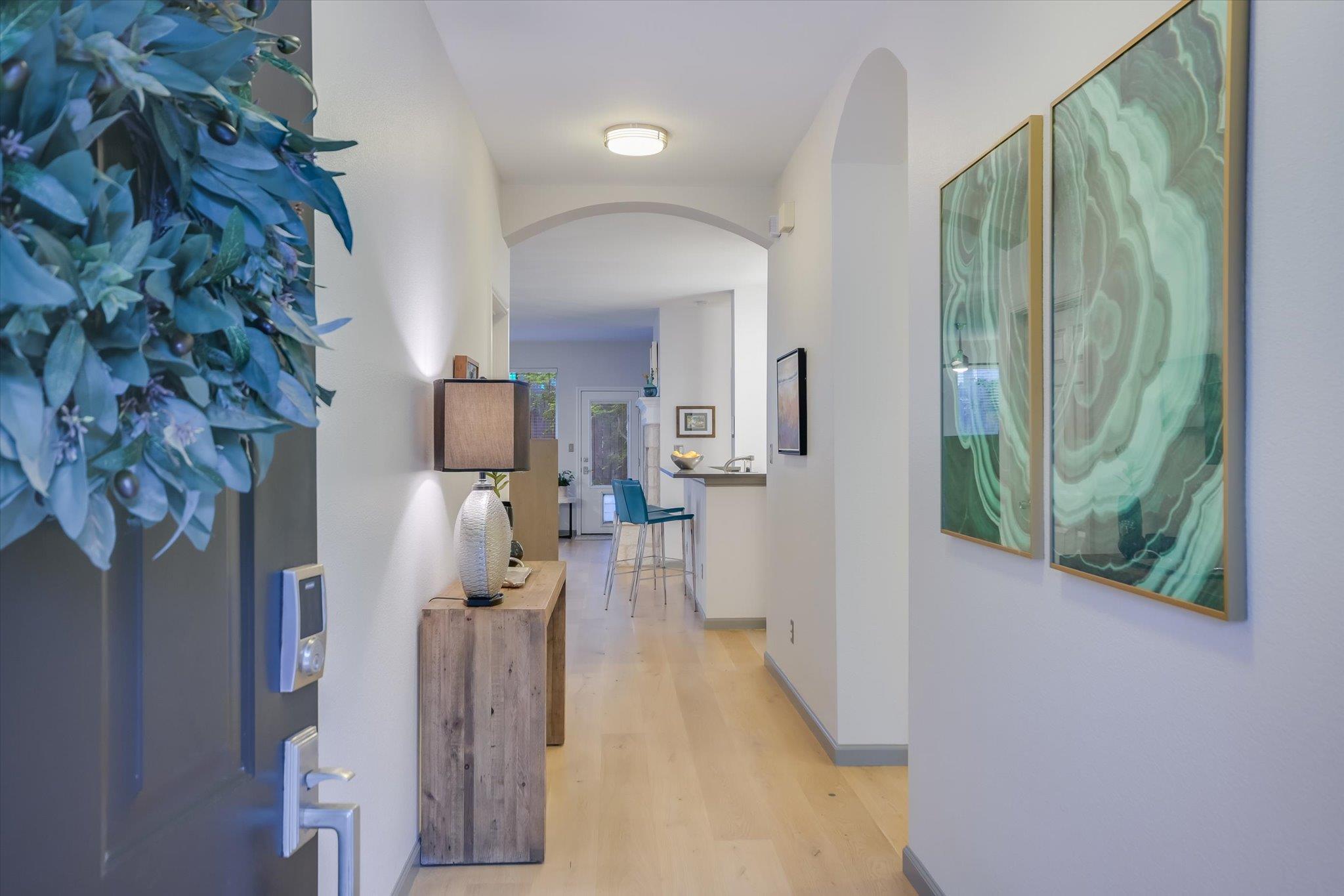 2713 Kinney Oaks Ct, Austin, TX 78704