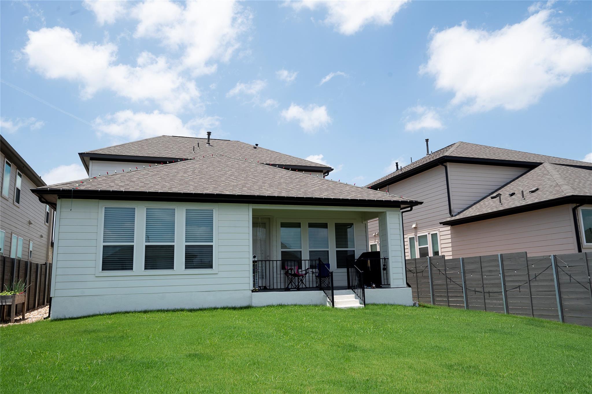 600 Schooner Trl, Leander, TX 78641