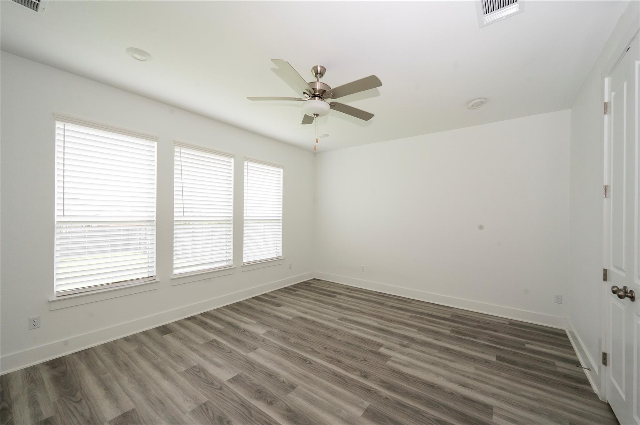 600 Schooner Trl, Leander, TX 78641