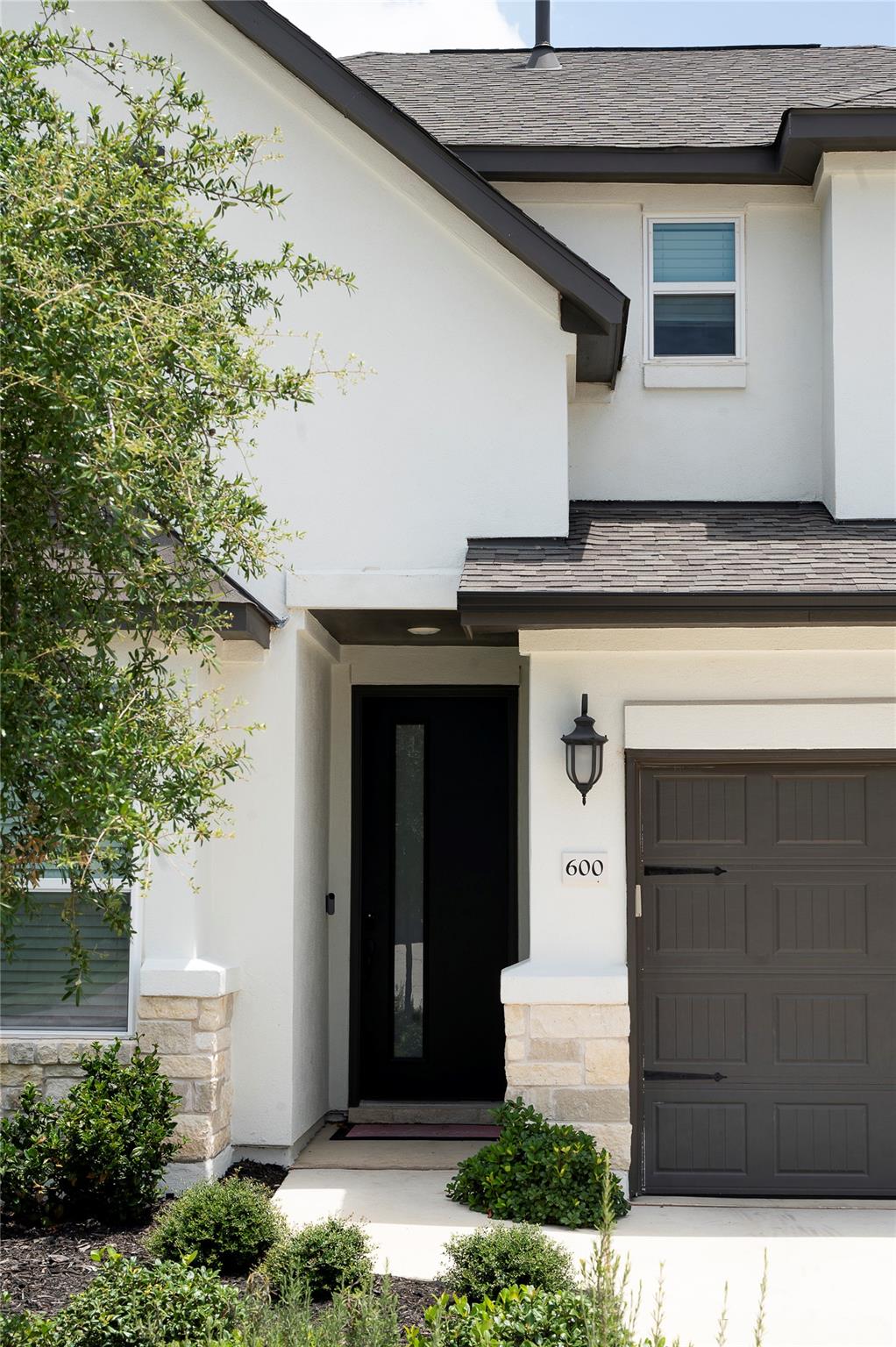 600 Schooner Trl, Leander, TX 78641