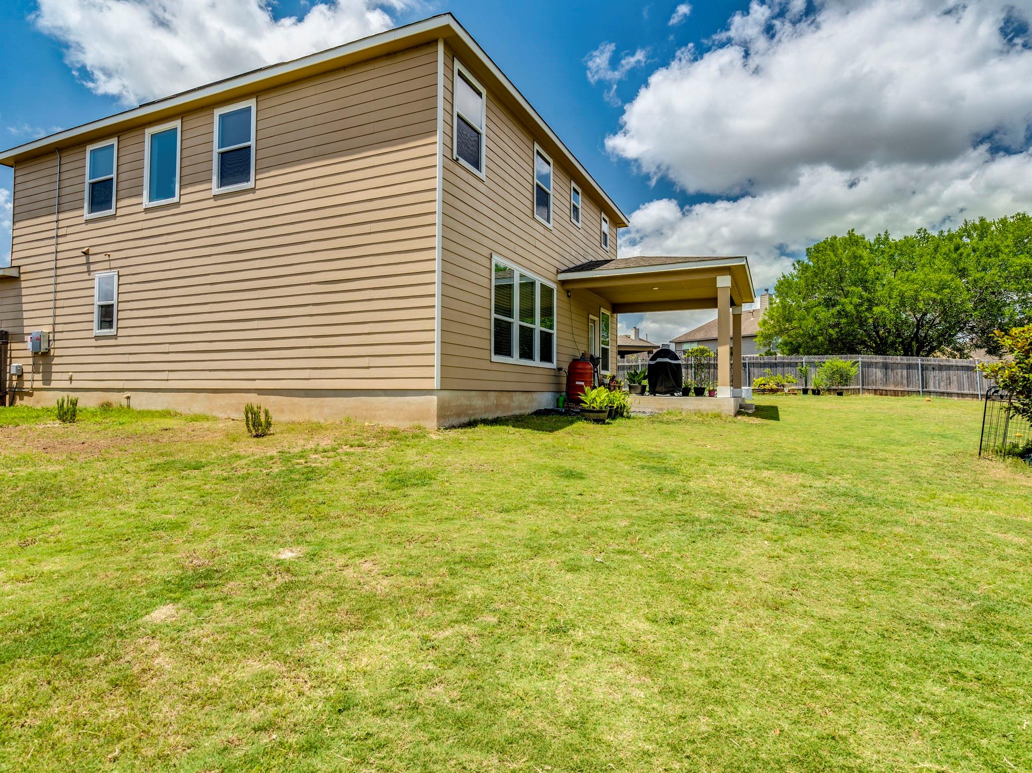 270 Fuchsia St, Kyle, TX 78640
