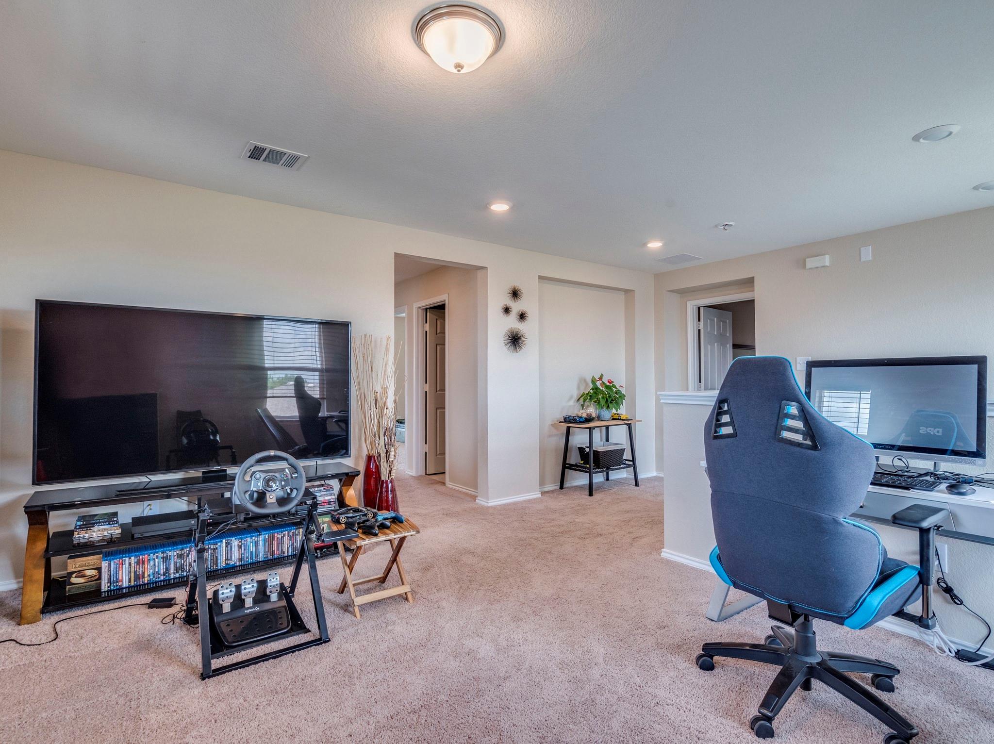 270 Fuchsia St, Kyle, TX 78640