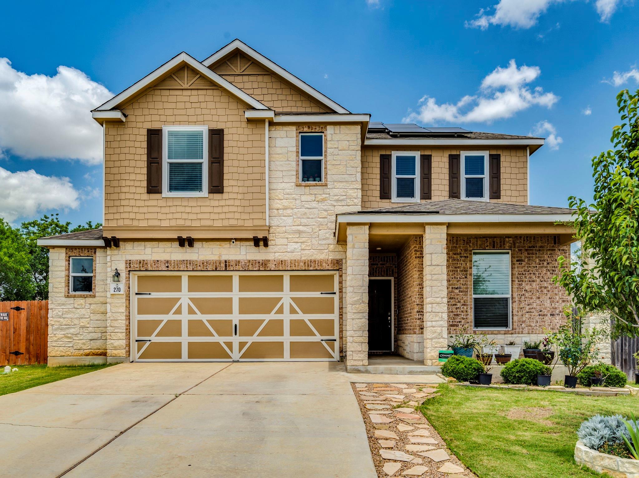 270 Fuchsia St, Kyle, TX 78640
