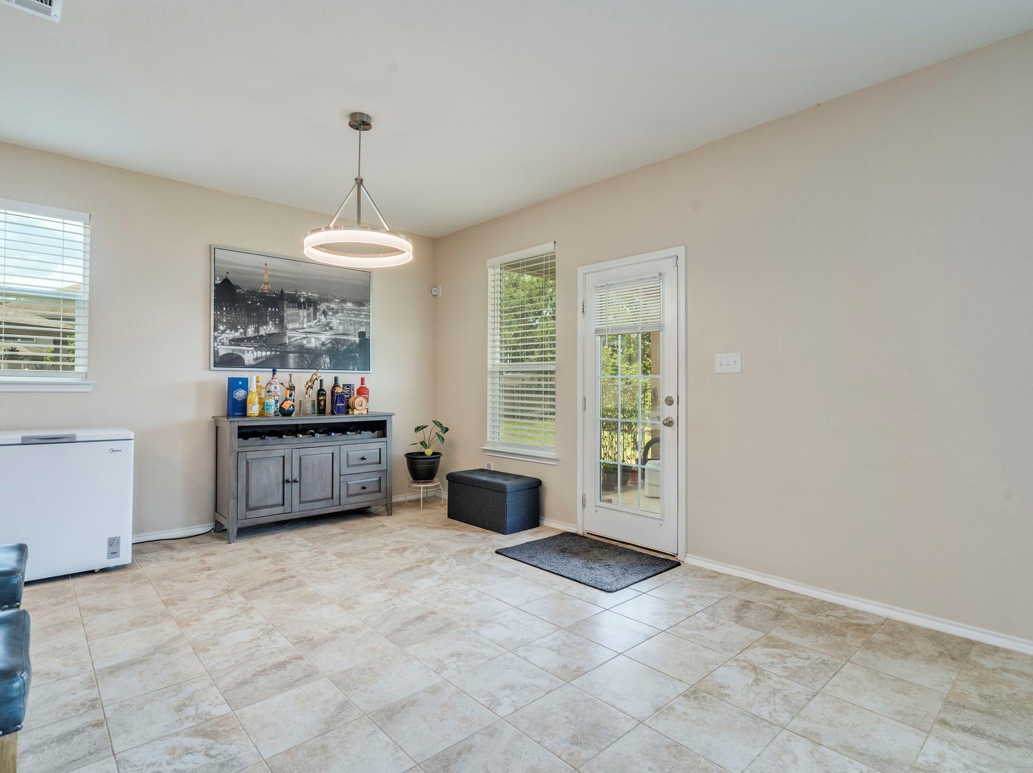 270 Fuchsia St, Kyle, TX 78640