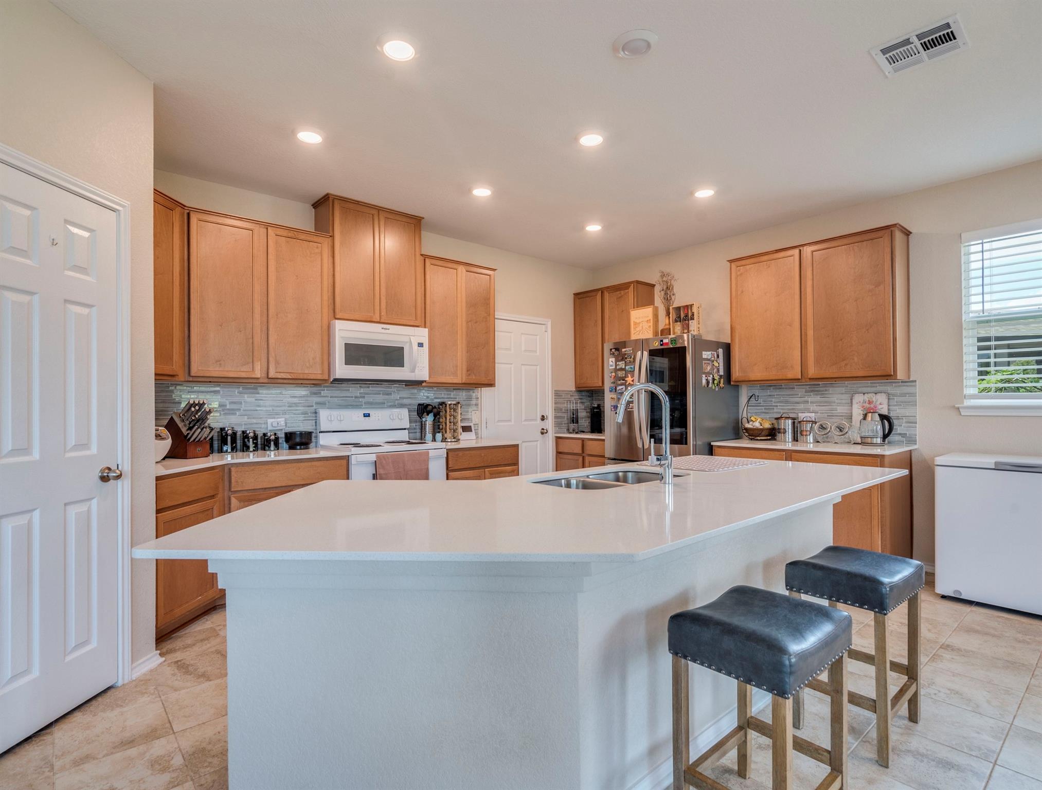 270 Fuchsia St, Kyle, TX 78640