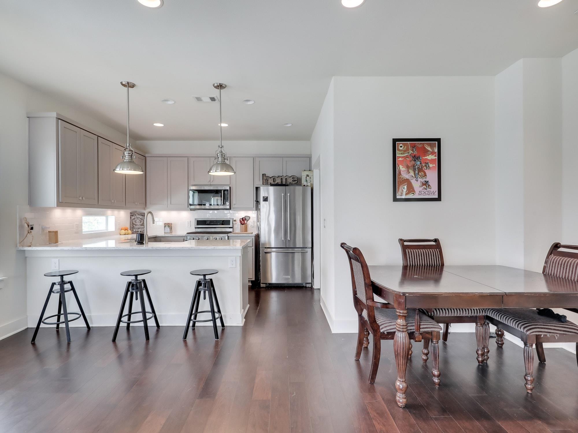 1109 Euphoria Bnd # 33, Austin, TX 78702