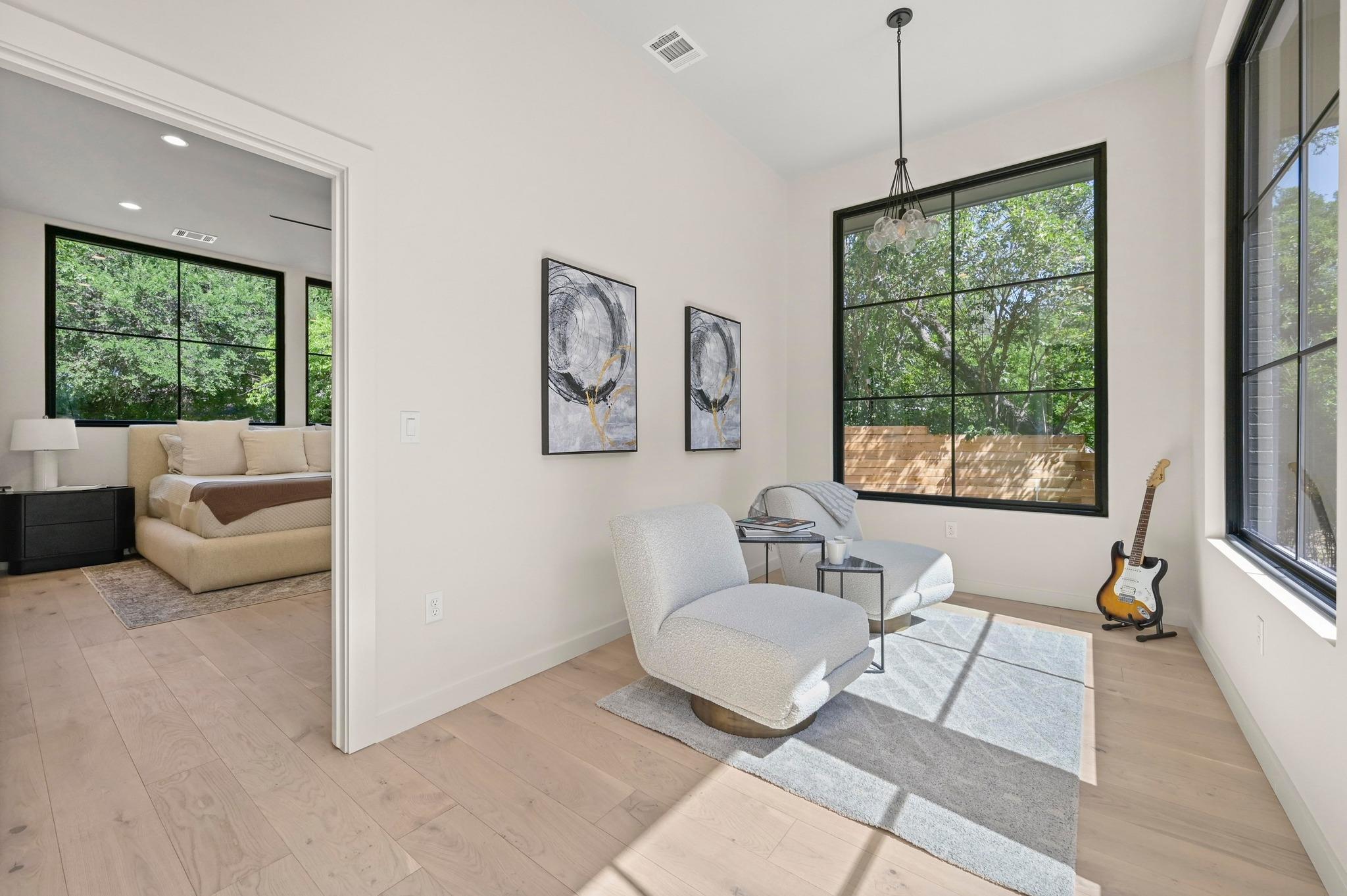 2001 Circle Haven, Austin, TX 78741