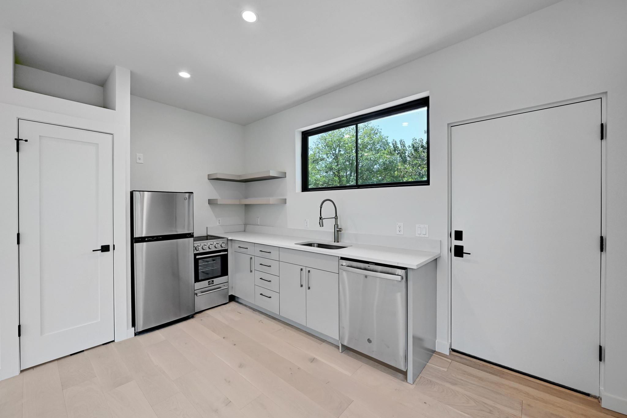 2001 Circle Haven, Austin, TX 78741