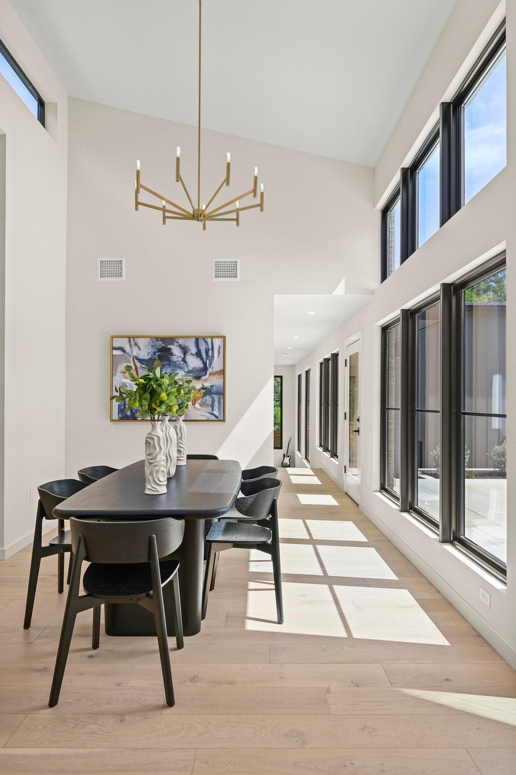 2001 Circle Haven, Austin, TX 78741