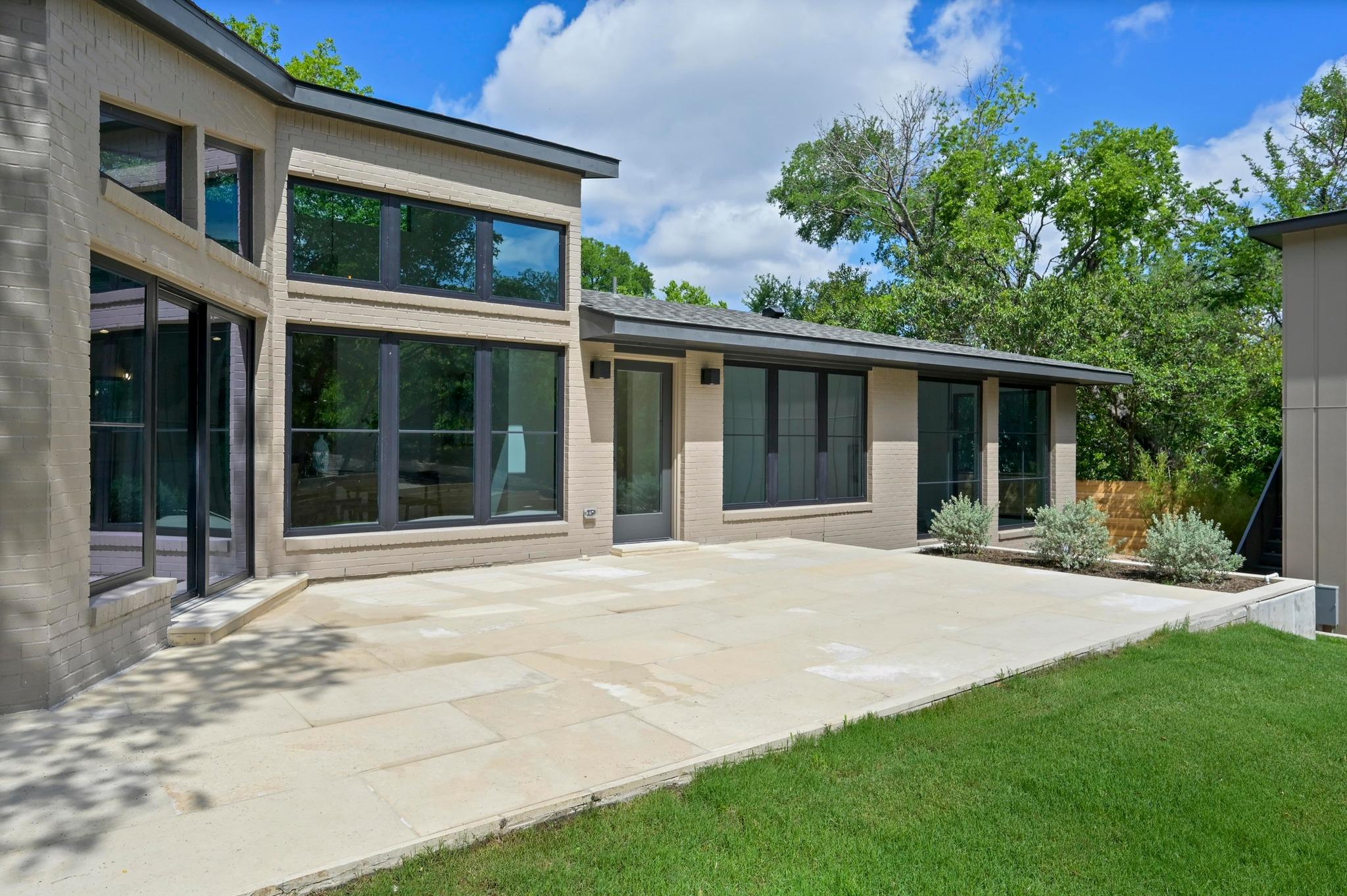 2001 Circle Haven, Austin, TX 78741