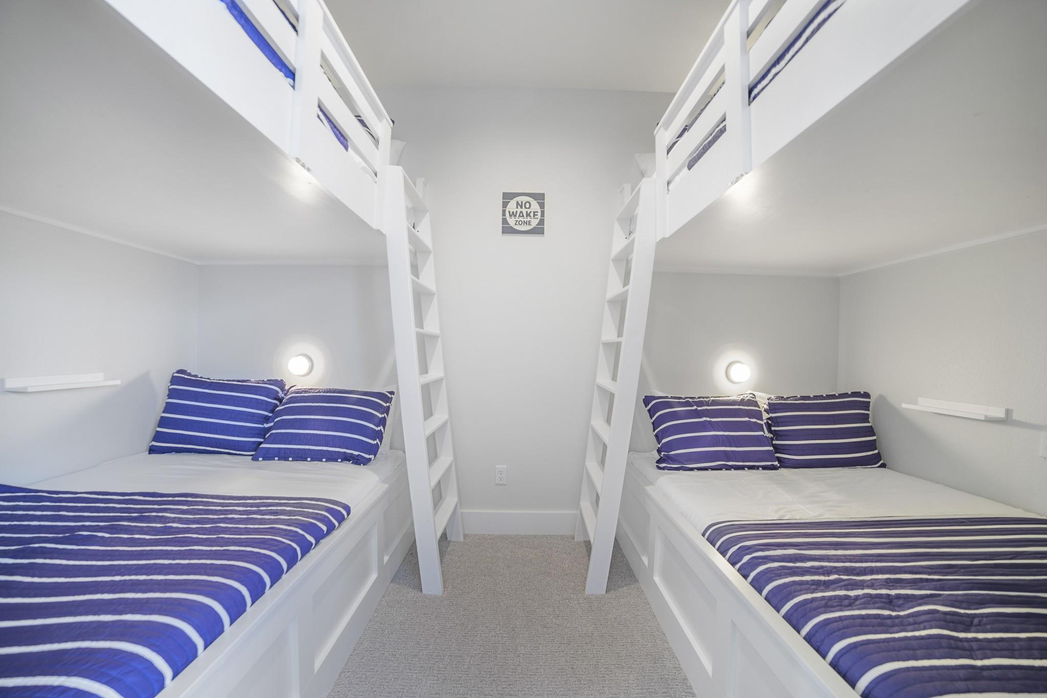 218 Sleepy Oaks Dr, Kingsland, TX 78639