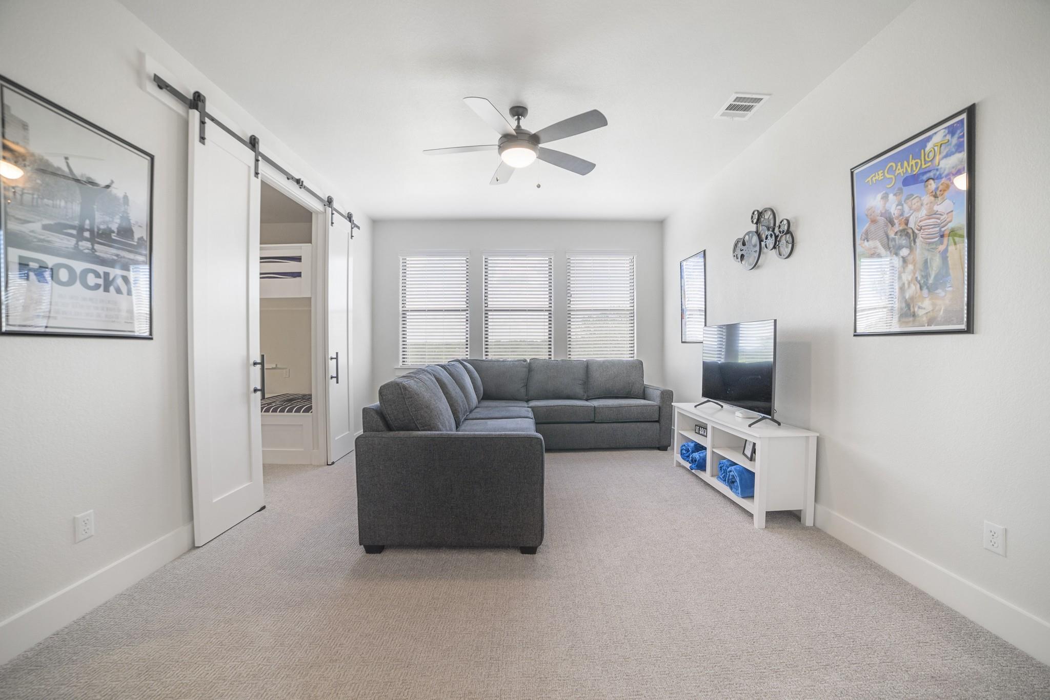 218 Sleepy Oaks Dr, Kingsland, TX 78639